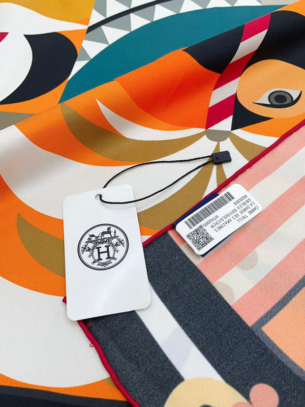 Parade en Fanfare Scarf 90 CM In Colorful Silk Twill 193839