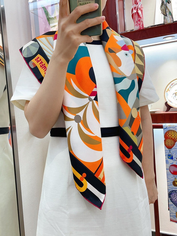 Parade en Fanfare Scarf 90 CM In Colorful Silk Twill 193839