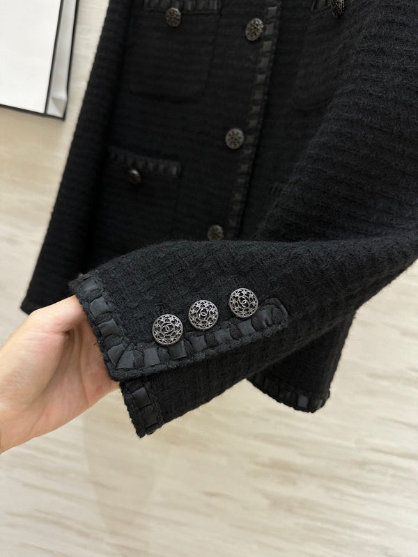 CHANEL TWEED JACKET STYLE 260