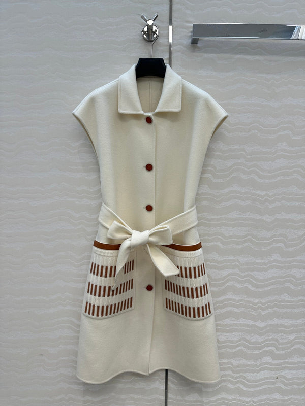 HM 25S Jacket in White Wool 295758
