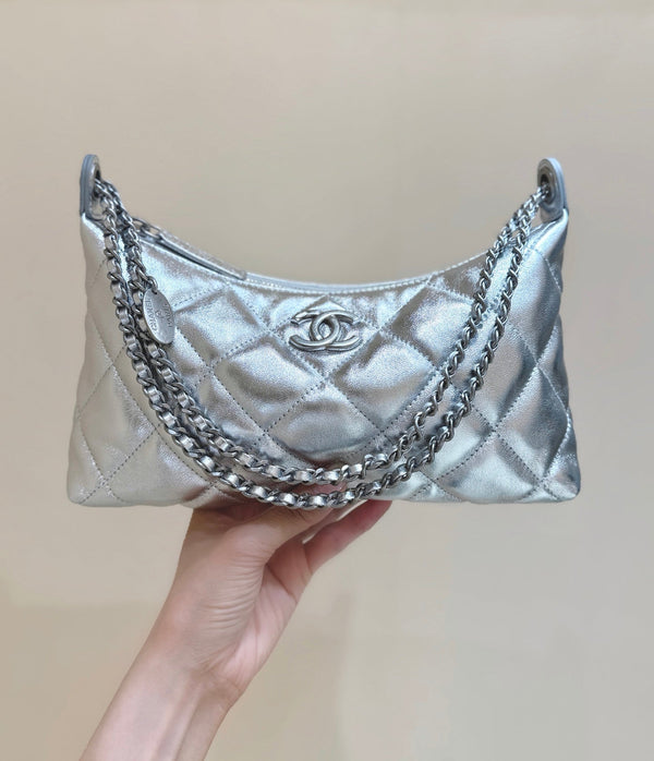 CC 25S Hobo Dumpling Bag 25 in Silver Calskin