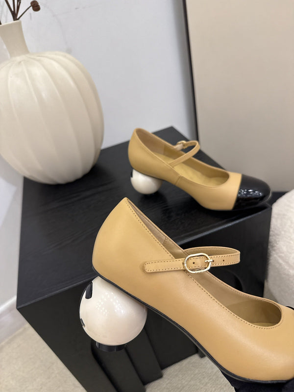 CC 25A Double C Giant Pearl Heel Mary Janes Beige Cowhide 127022