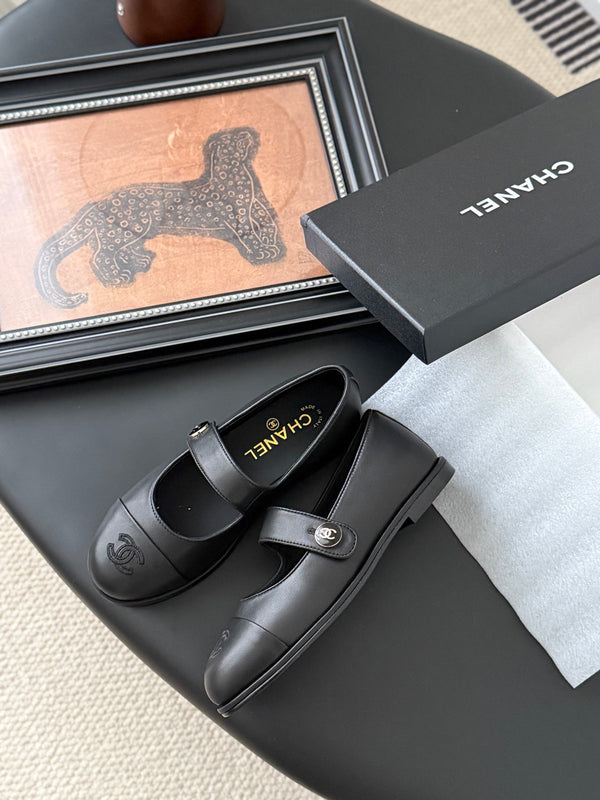 CC 25K Mary Jane Flats Black Cowhide 458764