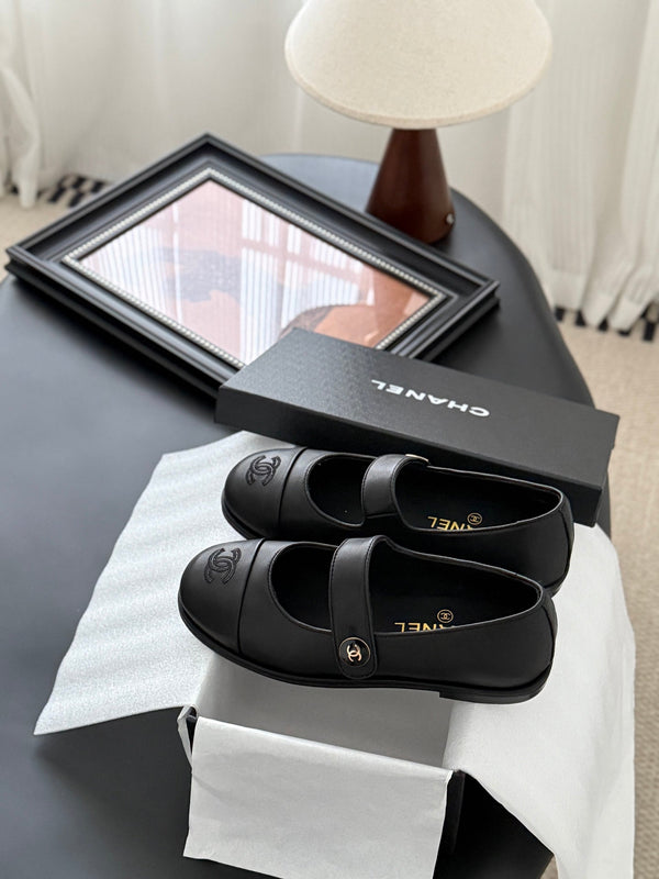 CC 25K Mary Jane Flats Black Cowhide 458764