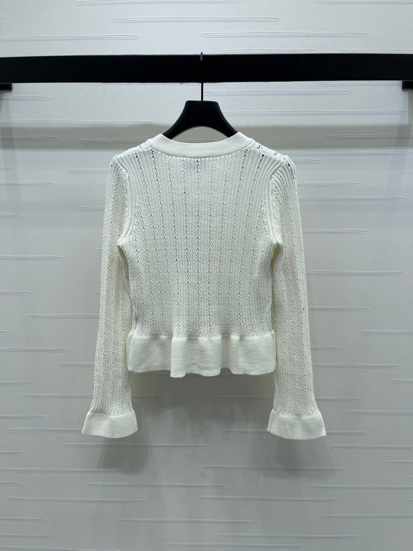 CC 25 Fishtail V-Neck Knitted Long-sleeved Cardigan White Wool