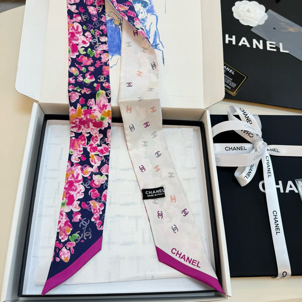 CC Twilly Small Scarf 120cm Silk 825670