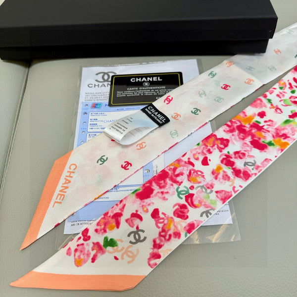 CC Twilly Small Scarf 120cm Silk 825669