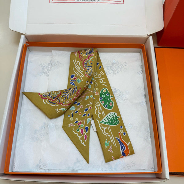 HM Twilly Small Silk Scarf 825650