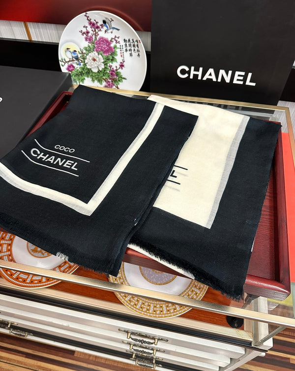 CC 25 Coco Scarf 100cm Black Cashmere 825616