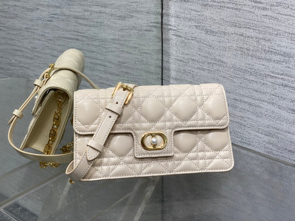 CD Pearl Chain Bag Cream 21cm Lambskin