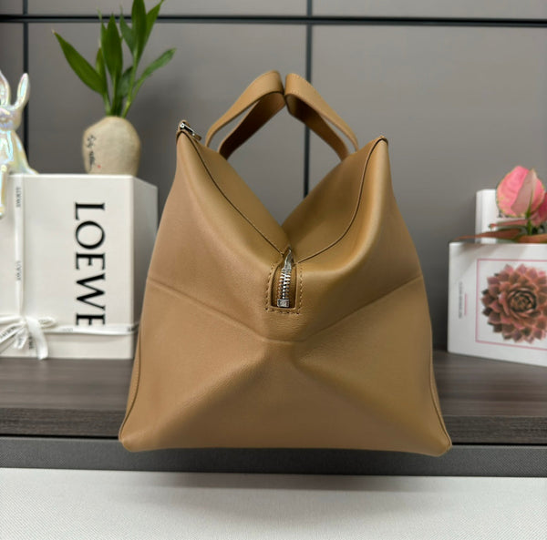Loewe Puzzle Fold Handbag in Glossy Brown Cowhide 274274