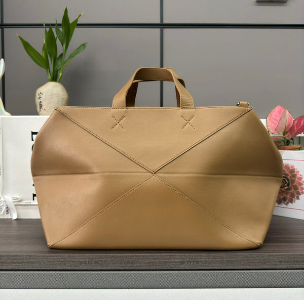Loewe Puzzle Fold Handbag in Glossy Brown Cowhide 274274