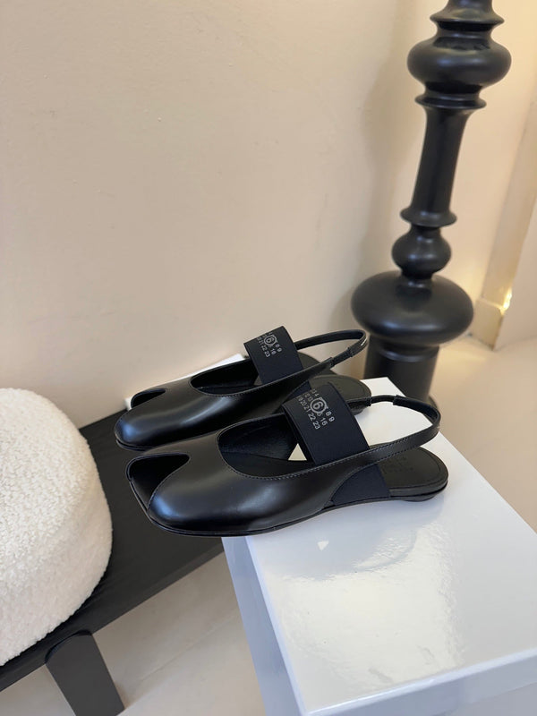 Maison Marginal Apple Toe Ballet Sandals Black in Cowhide 580433