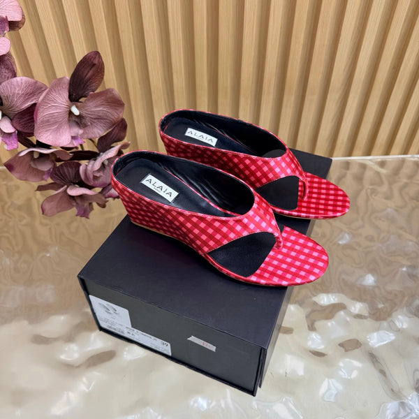 Alaia Cube Gingham Wedge Thong Sandals Red Pink Fabric 949331