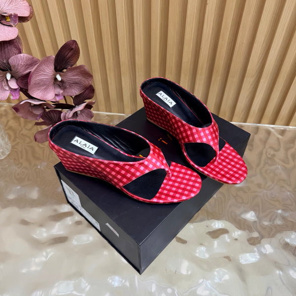 Alaia Cube Gingham Wedge Thong Sandals Red Pink Fabric 949331