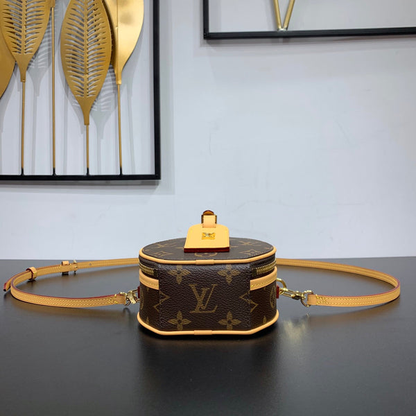 MINI BOITE CHAPEAU 13 IN BROWN MONOGRAM CANVAS GOLD HARDWARE