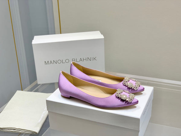 Manolo Diamond Buckle Pumps Purple Silk 327505