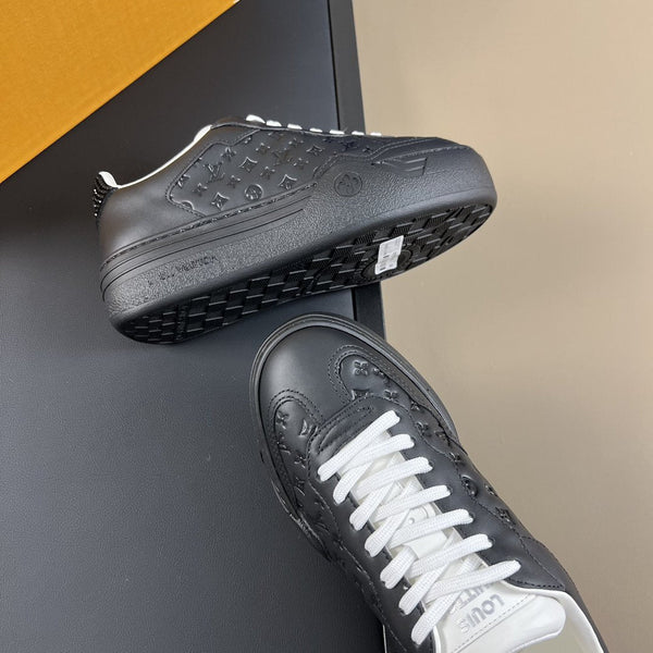 LV GROOVY SNEAKER BLACK