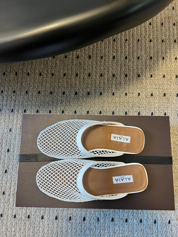 Alaia 25 Fishnet Flat Mules White Lampskin 303681
