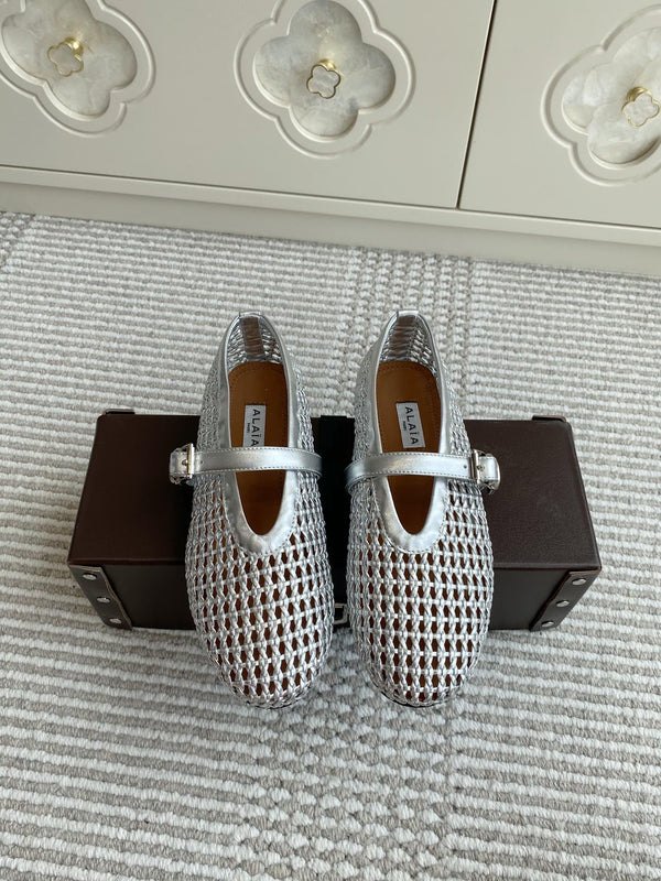 Alaia Women's Ballet Flat Silver Lambskin 291051
