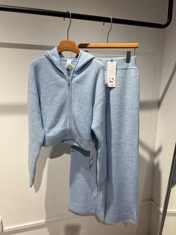 Alo Yoga Cashmere Plush Waffle