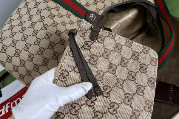 Gucci Giglio Large Tote Bag Beige and Red Denim