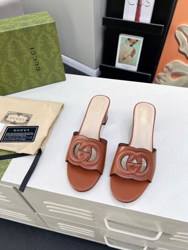 MID-HEEL 5 CM MULE IN BROWN CALFSKIN