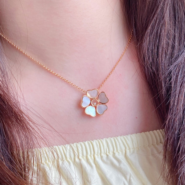 HAPPY HEART FLOWER NECKLACE