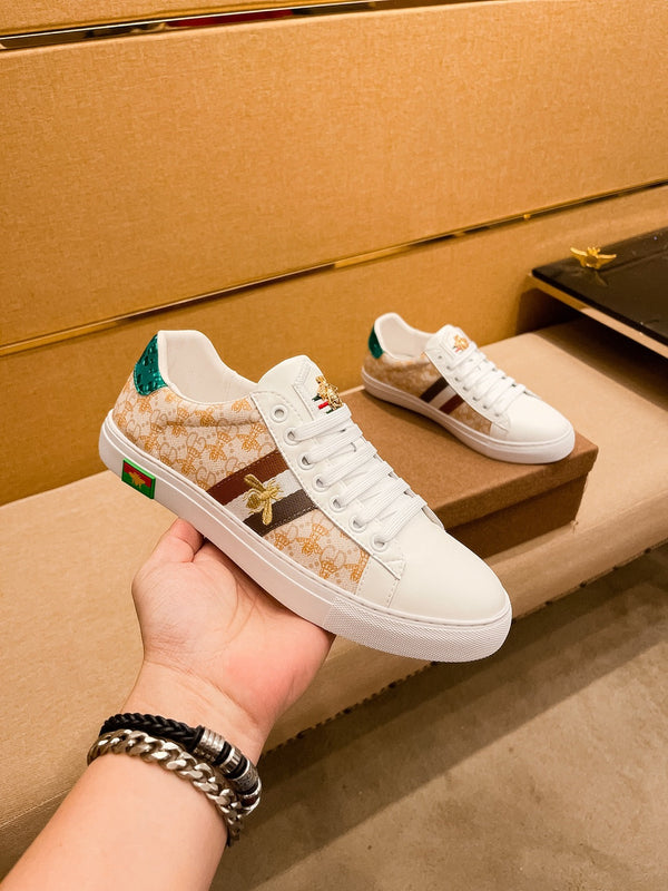 GG ACE EMBROIDERED BEE BEIGE LEATHER