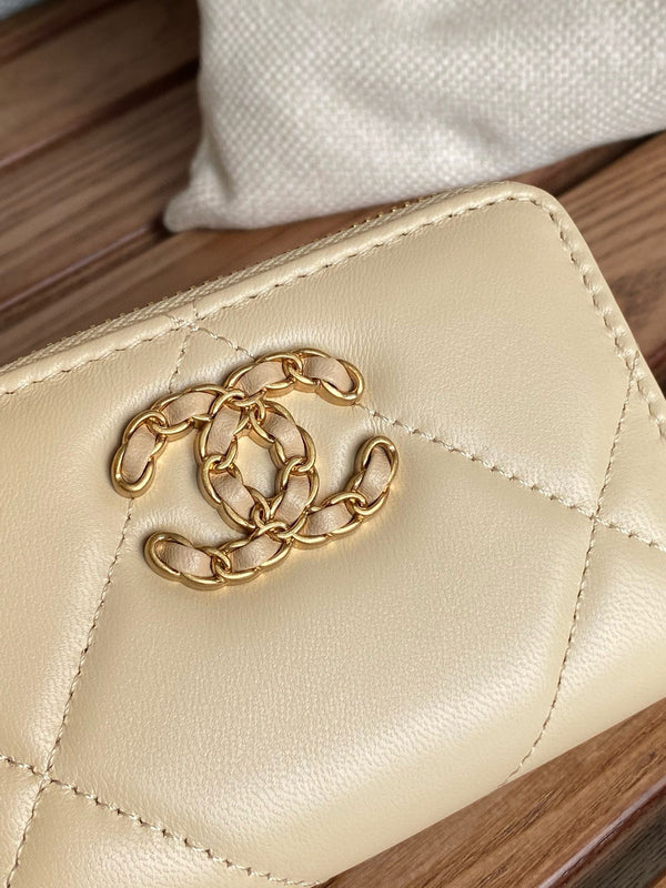 CC 19 Zipped Coin Purse Lambskin