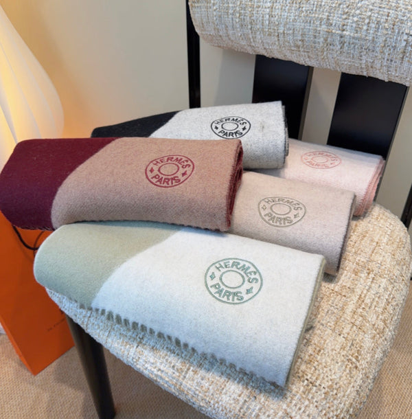 HM Scarf 190 CM Red Beige Wool 969499
