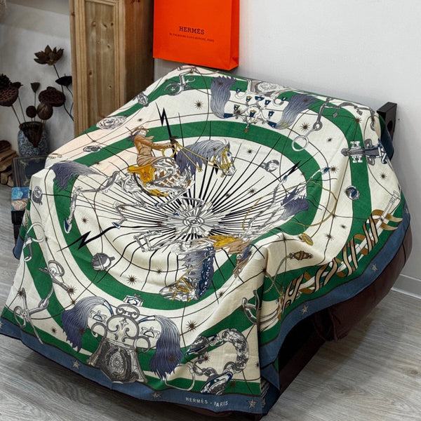 HM Starry Night Chorus Scarf 140cm Green Beige Cashmere 970972