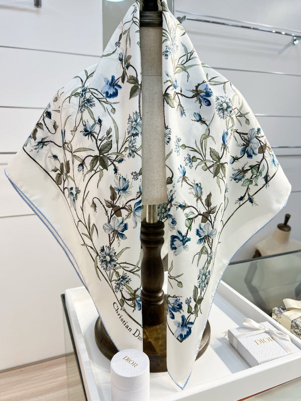 CD 26s Scarf 90cm In Silk 274728