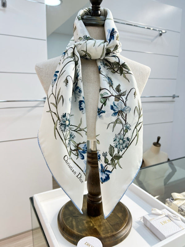 CD 26s Scarf 90cm In Silk 274728