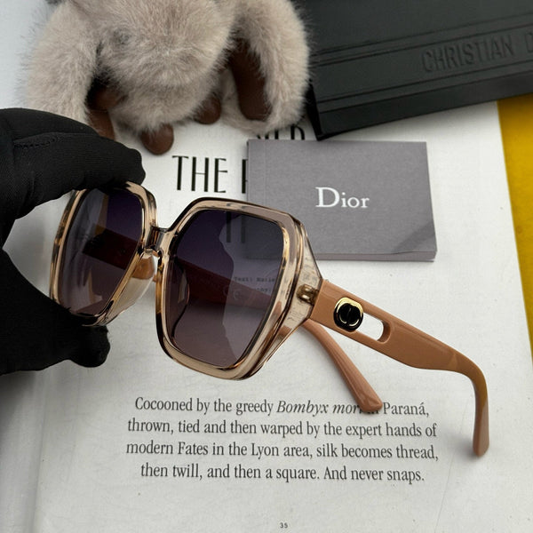 MONTAIGNE SUNGLASS CD2512 IN ACETATE