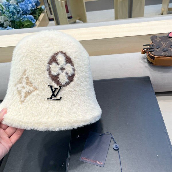 BUCKET HAT IN BEIGE RABBIT FUR 421261