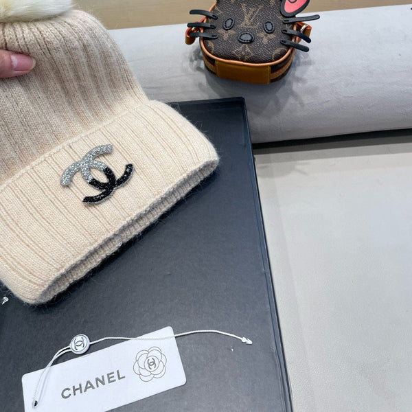 BEANIE HAT IN BISQUE BEIGE WOOL 426236