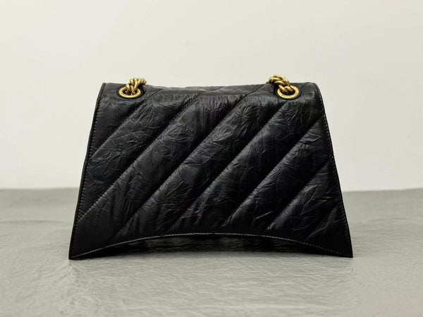 CRUSH MEDIUM CHAIN BAG 31 IN BLACK QUILTED CRUSHED CALFSKIN GOLD HARDWARE