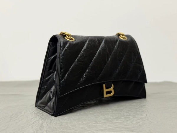 CRUSH MEDIUM CHAIN BAG 31 IN BLACK QUILTED CRUSHED CALFSKIN GOLD HARDWARE