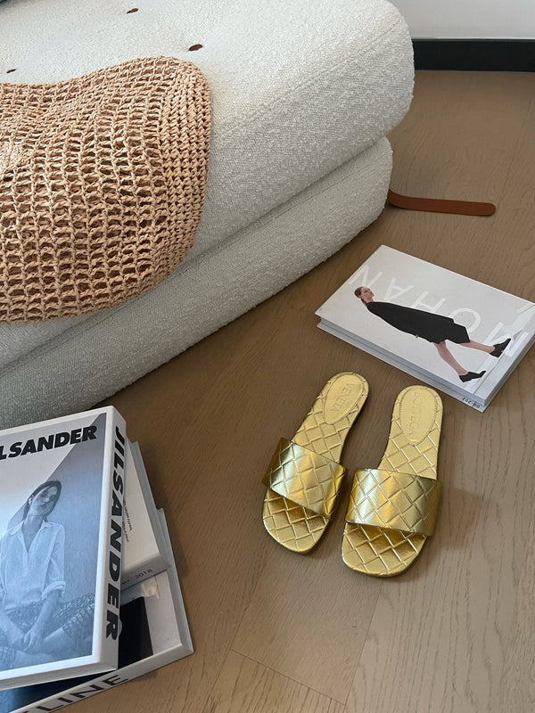 amy flat mule gold metalic lambskin