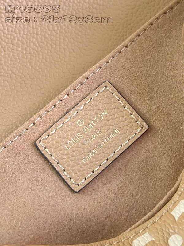 Pochette Metis East West 21.5 Brown White Monogram Empreinte Calfskin