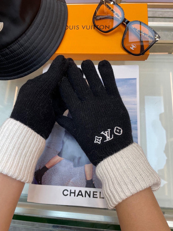GLOVES IN BLACK MIX WHITE WOOL 458574