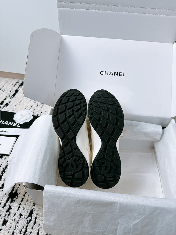 CC Sneaker 35mm In White Soft Cowhide 144691