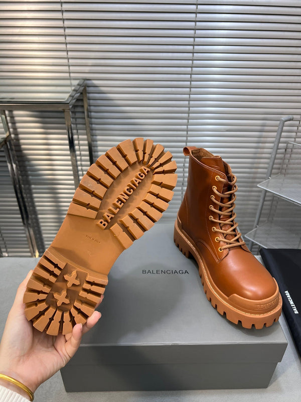 CHUNKY BOOTS IN TAN SMOOTH CALFSKIN
