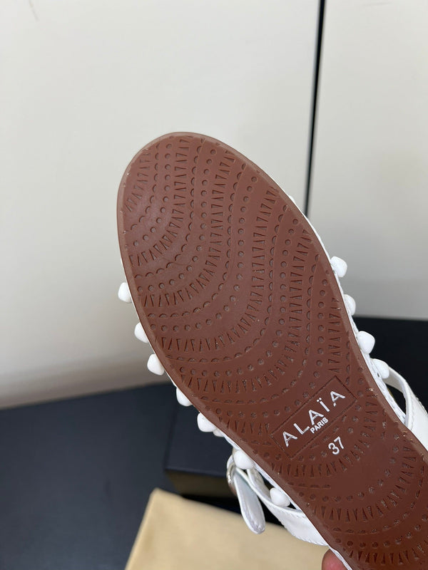 Alaila Ballet Flats With Studs On Fishnet In White 975751