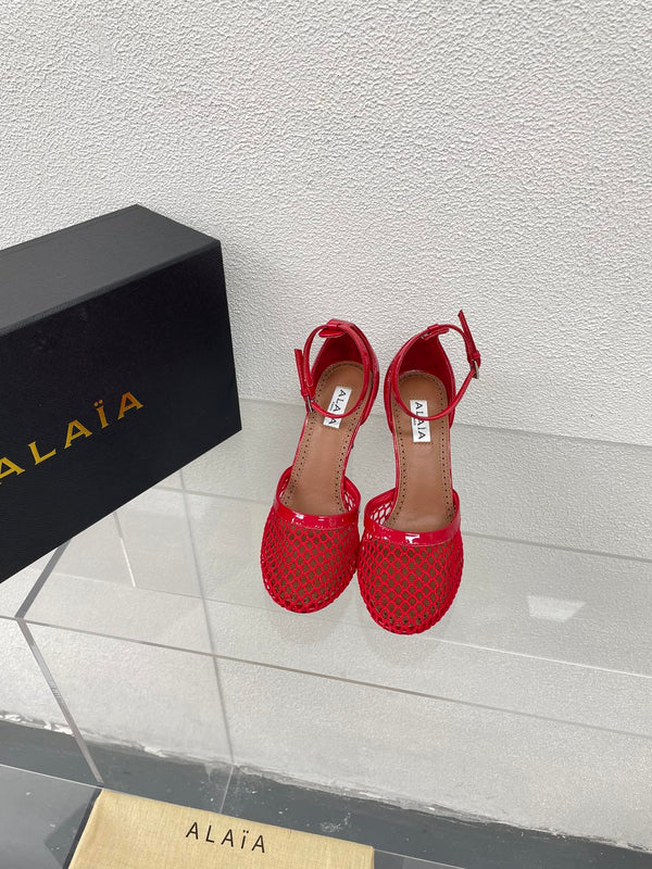 ALAIA HIGH FISHNET 9 CM PUMPS IN CHERRY RED MESH