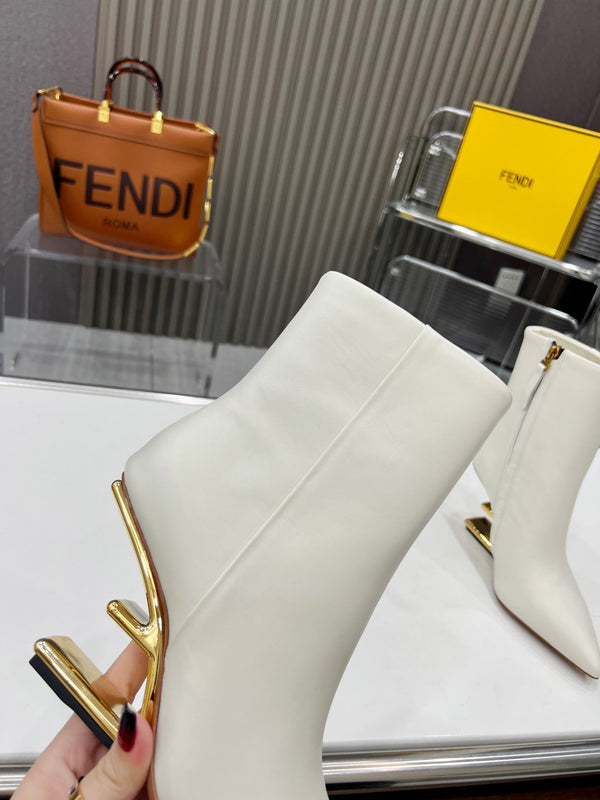 FENDI First Wedge Boots White Sheepskin 521225
