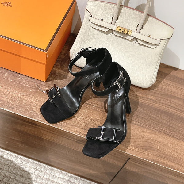 HM Buckle Sandals 10.5cm Black Calfskin 308180
