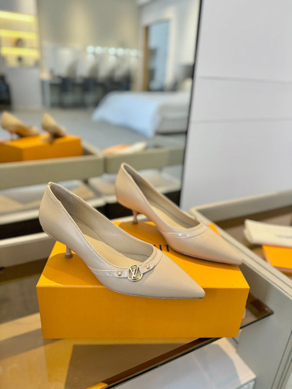 6AM 5.5cm Beige Leather Pumps 241206