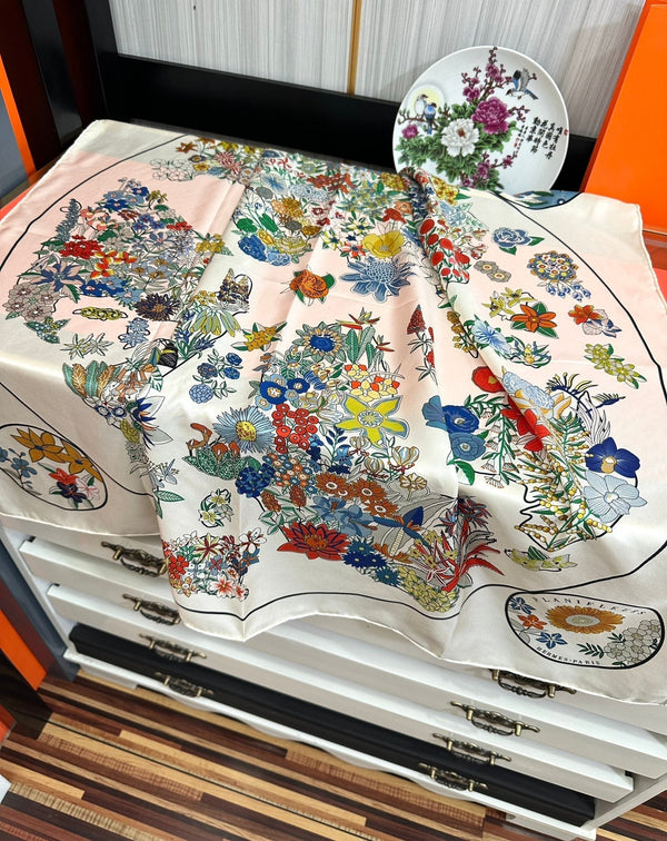 Planifleurs Scarf 90 CM White Colorful Silk 404030